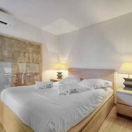 Immogroom - Modern - Terrace - Ac - Wifi - Parking Apartment