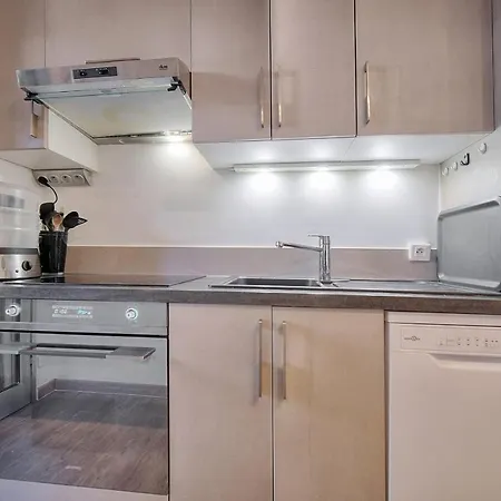 Immogroom - Modern - Terrace - Ac - Wifi - Parking Apartment